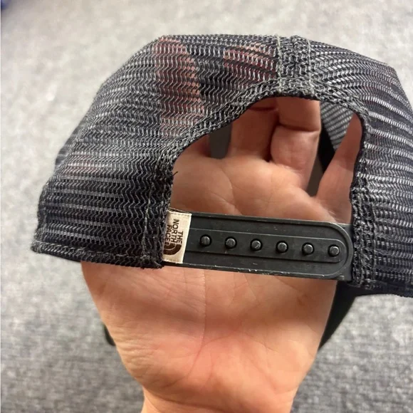 THE NORTH FACE Green/Black Trucker Hat Baseball Cap SnapBack One Size Fits Most - Picture 6 of 6